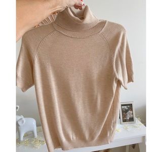 Short sleeve turtleneck
